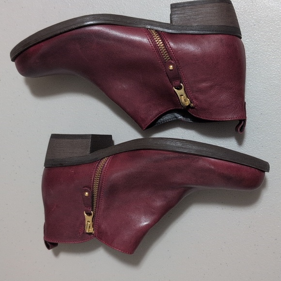 Eric Michael Women's London Zip-Up Ankle Boots in wine side zip size 37 - Picture 8 of 10